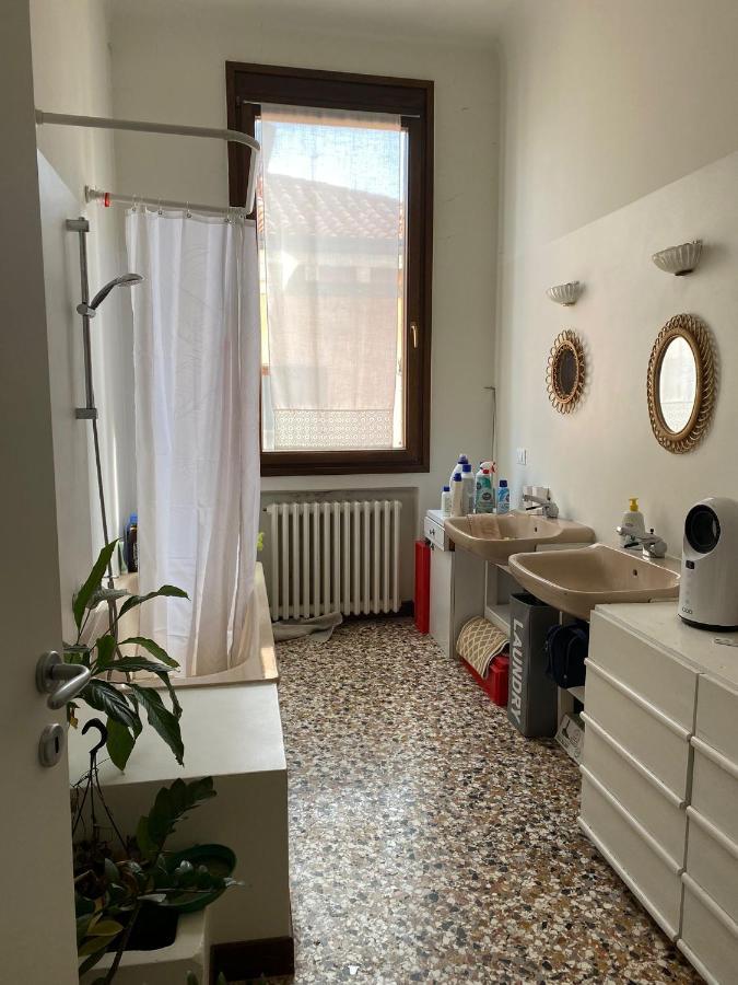 Appartamento Al Centro Di 6 Posti Letto Venezia